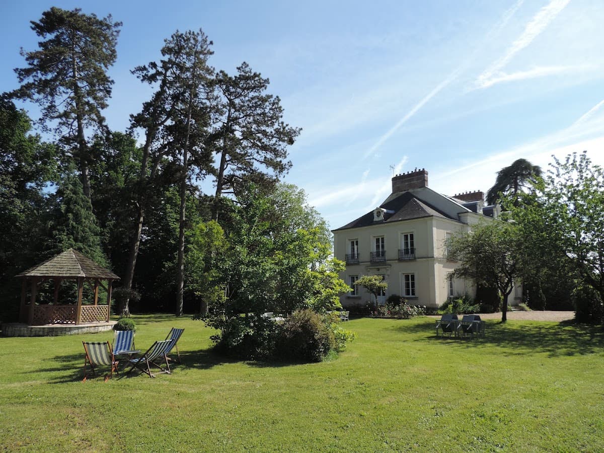 Cèdre et Charme, destination wedding venue in 37320 Saint-Branchs, France
