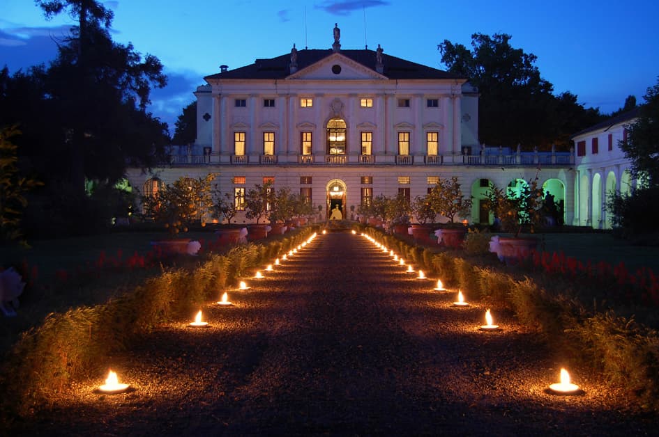 Ca’ Marcello - Villa Veneta: destination wedding venue in 35017 Levada PD, Italy