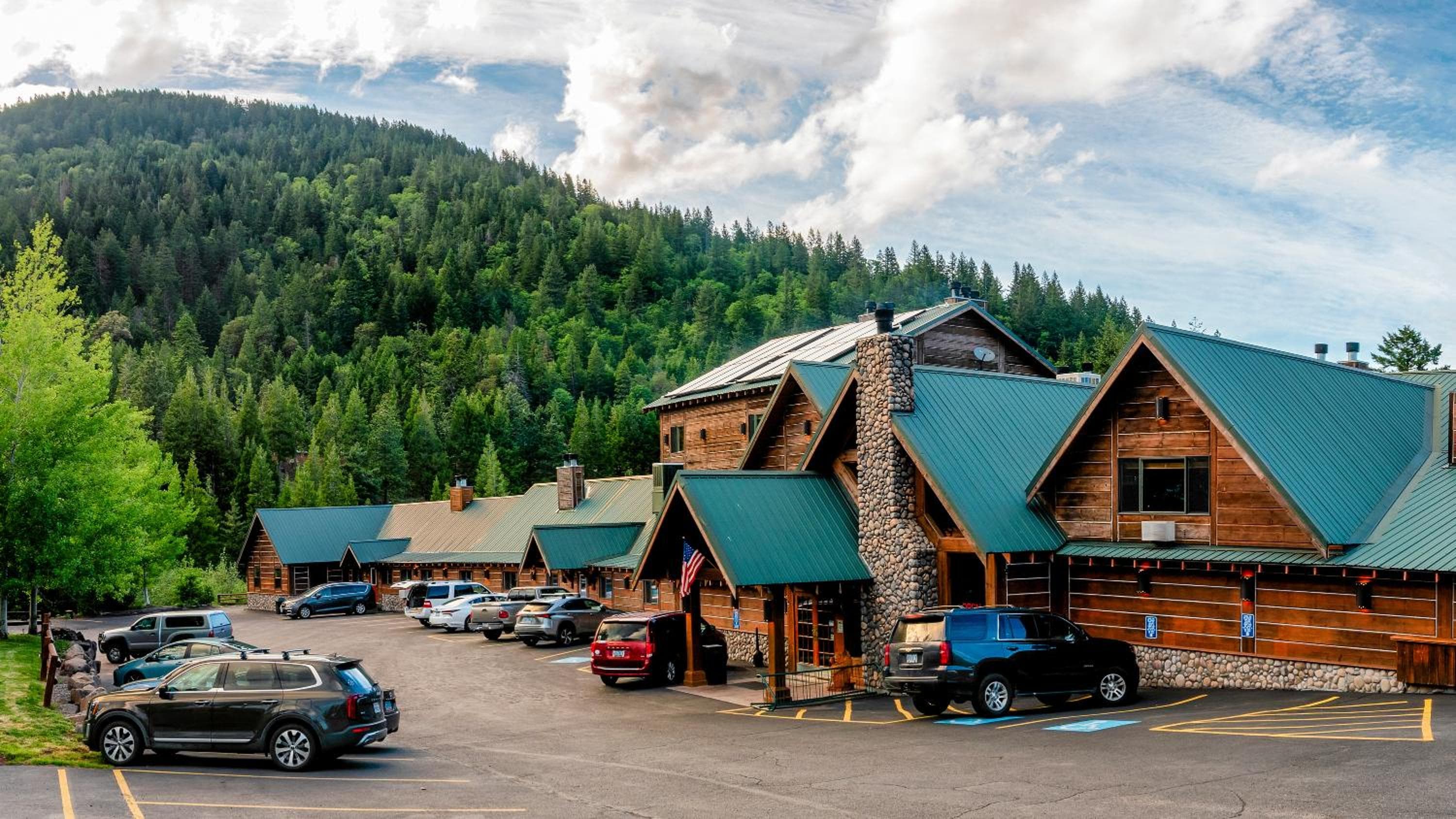 Callahan's Mountain Lodge, wedding venue in Ashland, United States