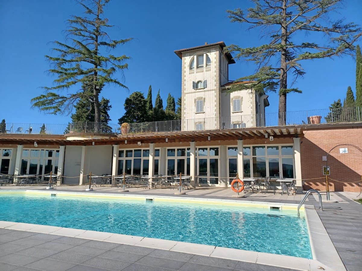 Cappuccina Country Resort: destination wedding venue in San Gimignano, Italy