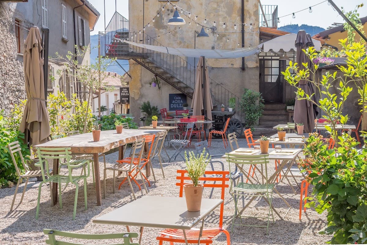 Casa Aquadulza: destination wedding venue in 22016 Tremezzina CO, Italy