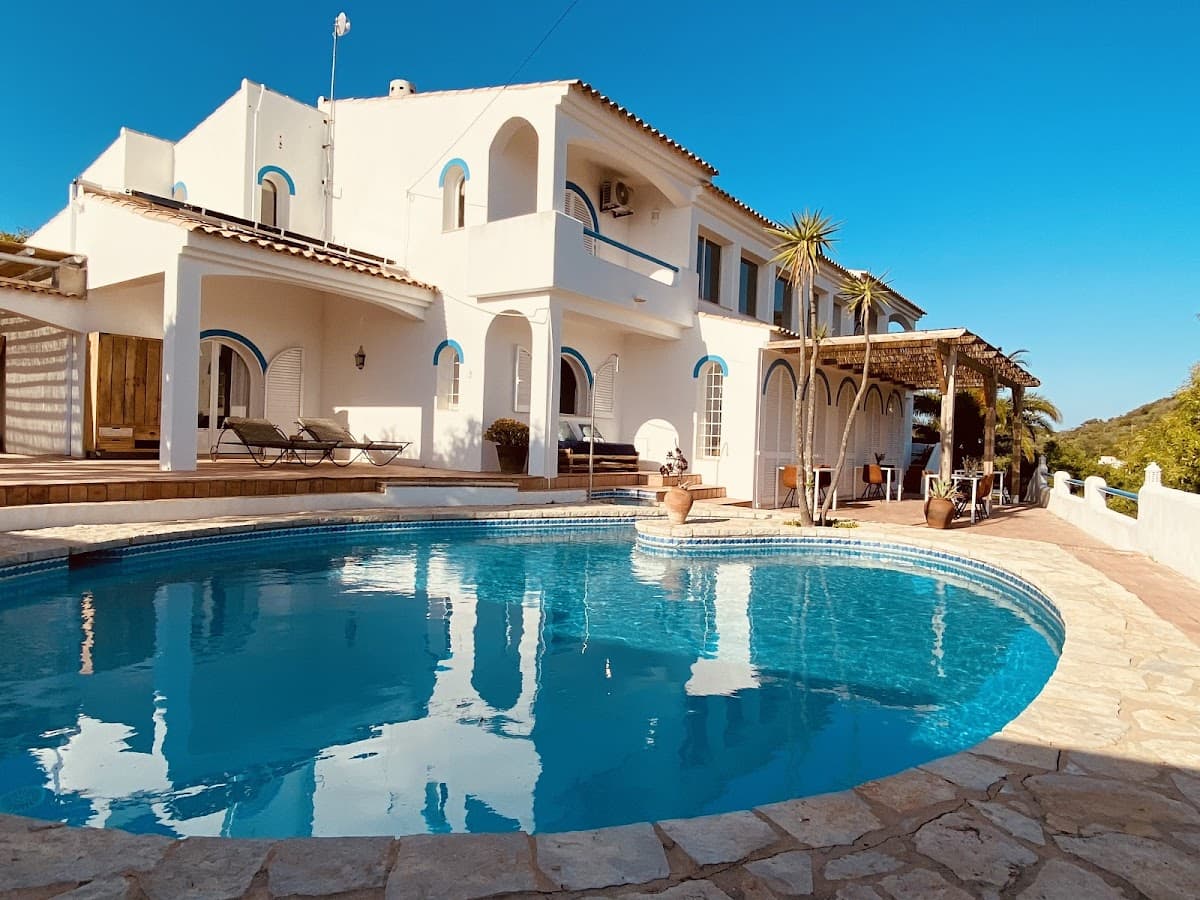 Casa do Cerro B&B: destination wedding venue in 8700-109 Moncarapacho, Portugal