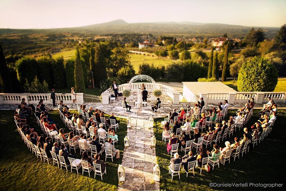 Casina di Poggio della Rota: destination wedding venue in 01030 Bassano Romano VT, Italy