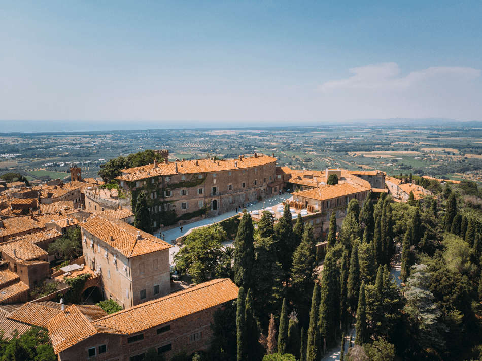Castello di Castagneto: destination wedding venue in Castagneto Carducci, Italy
