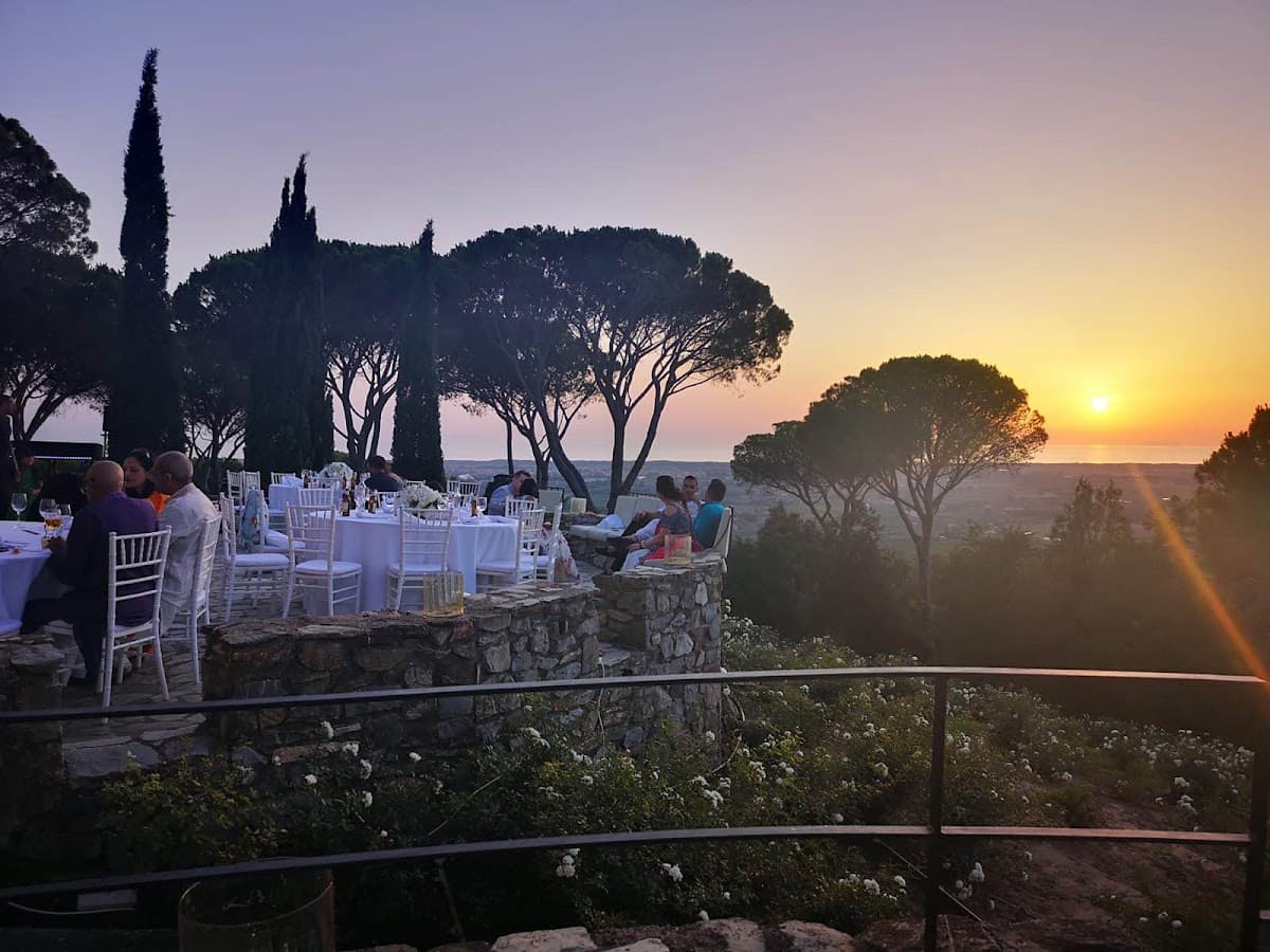 Castello Segalari: destination wedding venue in Castagneto Carducci, Italy