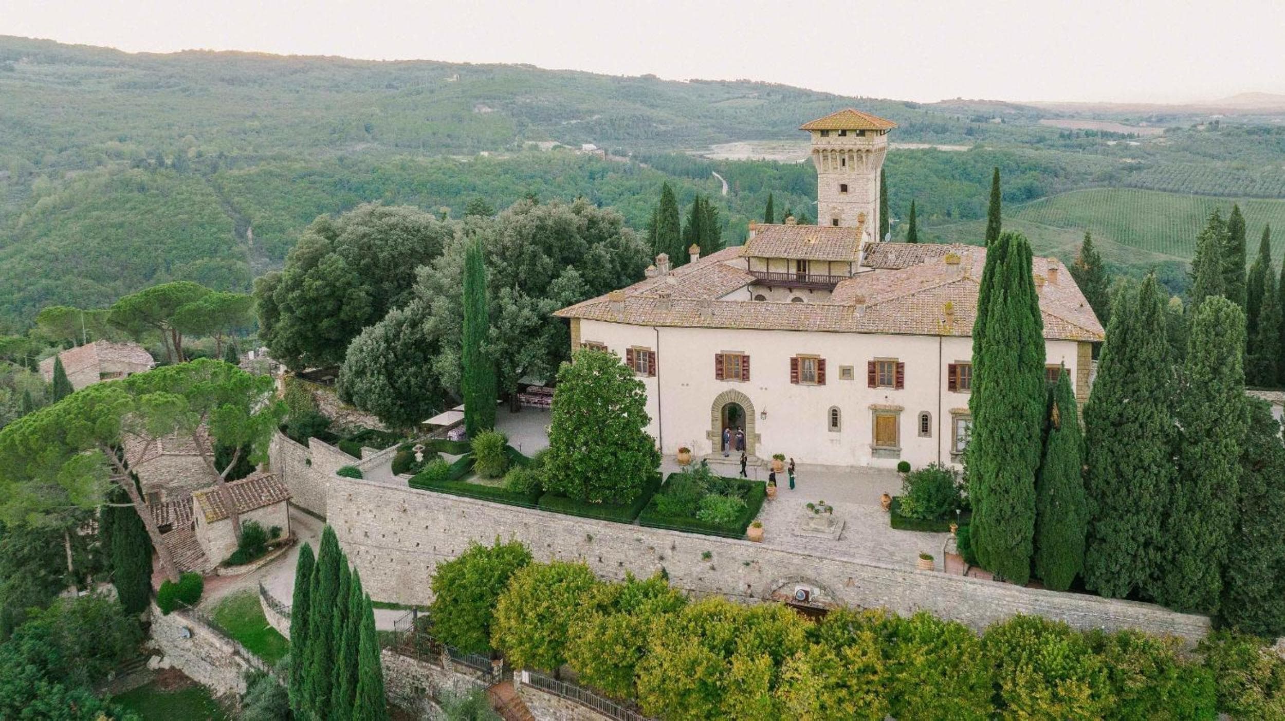 Castello Vicchiomaggio, wedding venue in Greve in Chianti, Italy