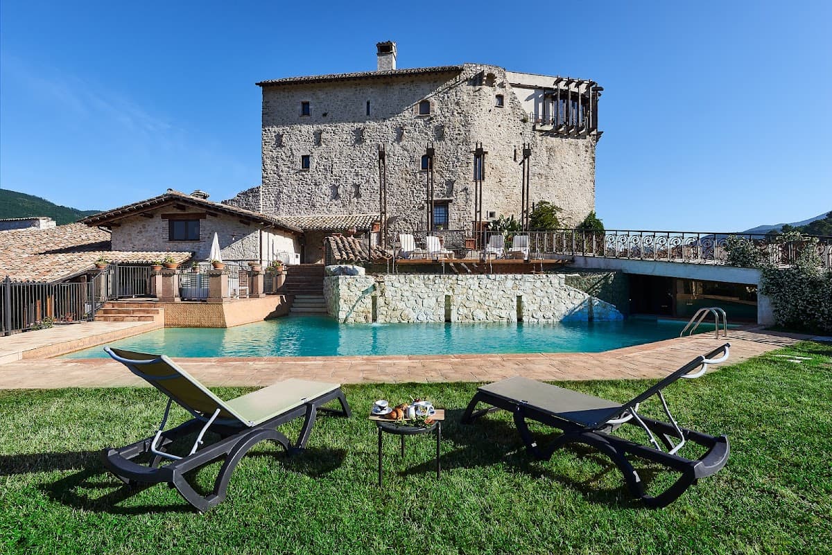 Castrum Resort Umbria: destination wedding venue in 06049 Spoleto PG, Italy