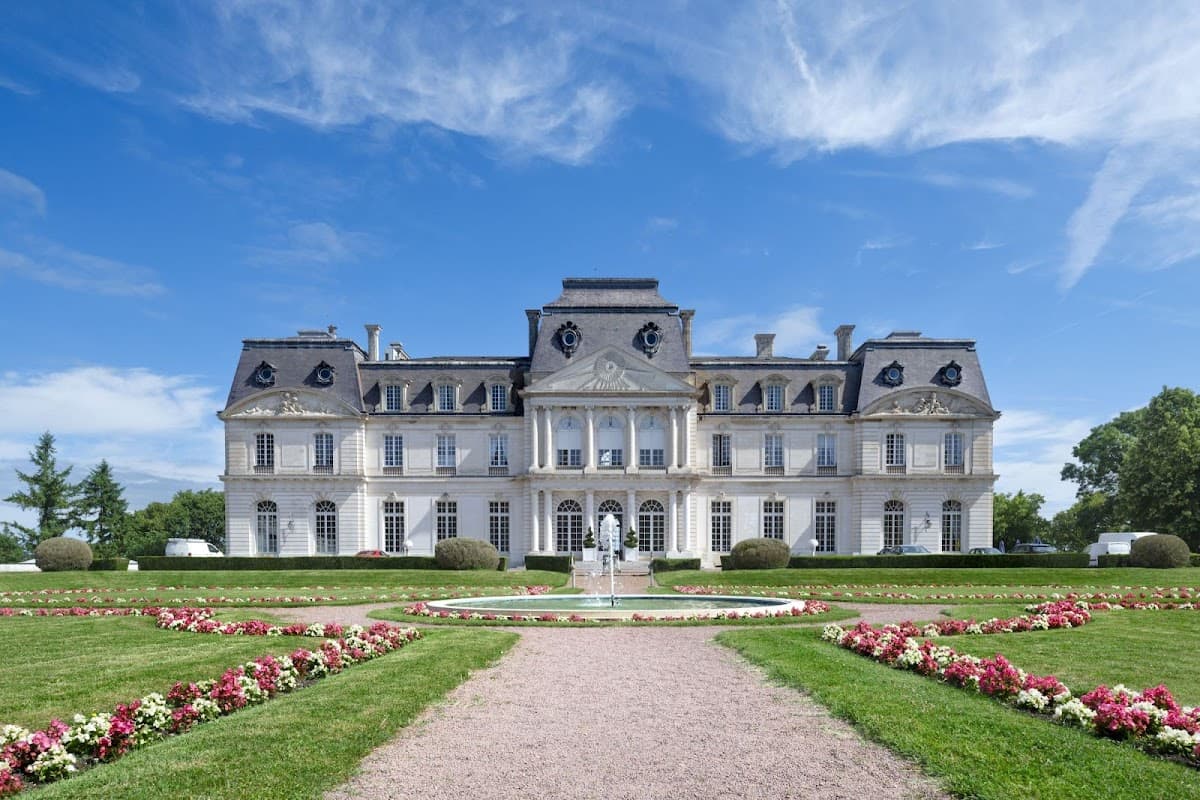 Château d'Artigny — destination wedding venue in 37250 Montbazon, France