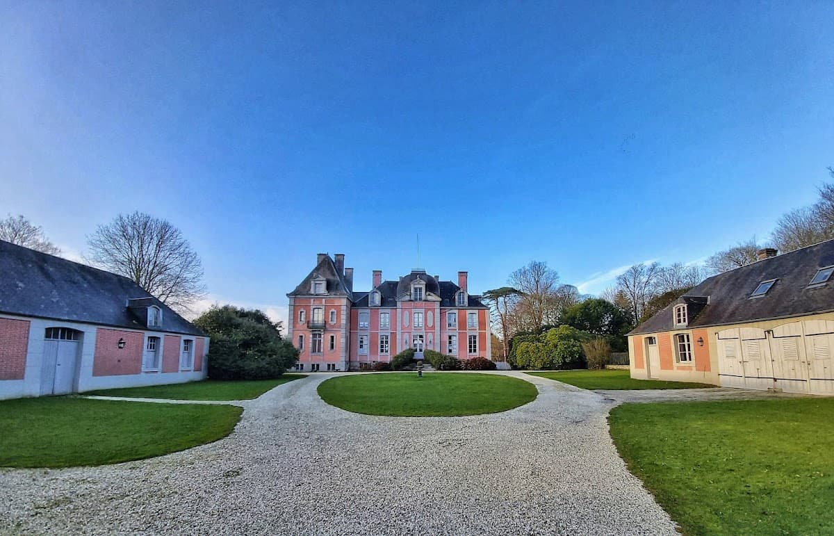 Château de Chantore Mont-Saint-Michel: destination wedding venue in 50530 Bacilly, France