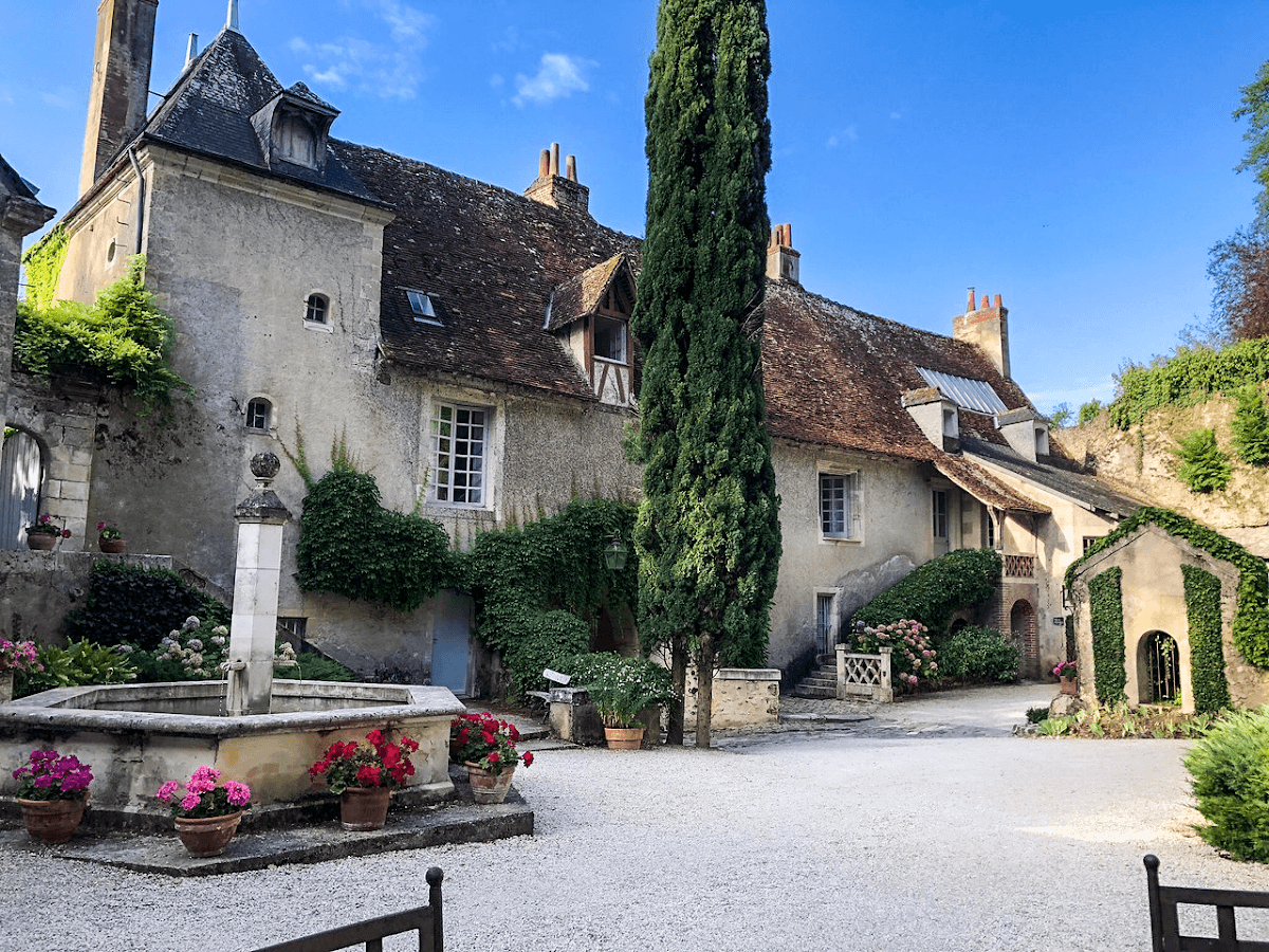 Château de Nazelles: destination wedding venue in 37530 Nazelles-Négron, France