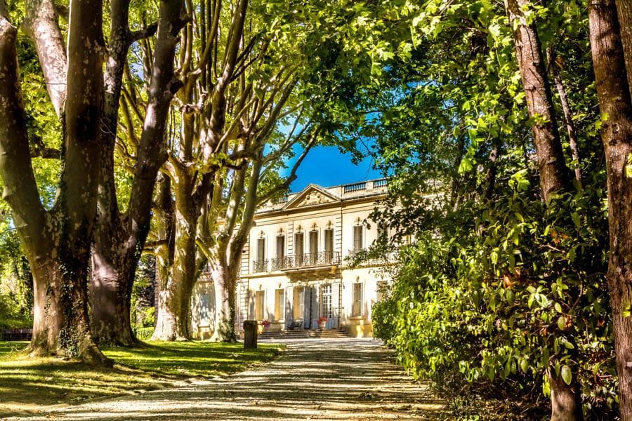 Château de Valmousse: destination wedding venue in 13410 Lambesc, France