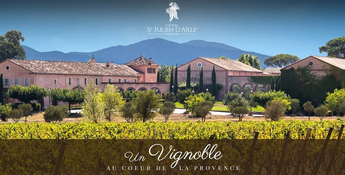 Château Saint Julien d'Aille: destination wedding venue in 83550 Vidauban, France