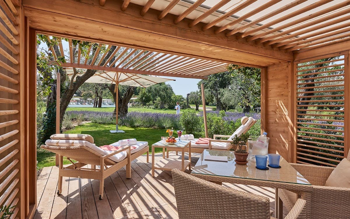 Château Saint-Martin & Spa: destination wedding venue in 06140 Vence, France