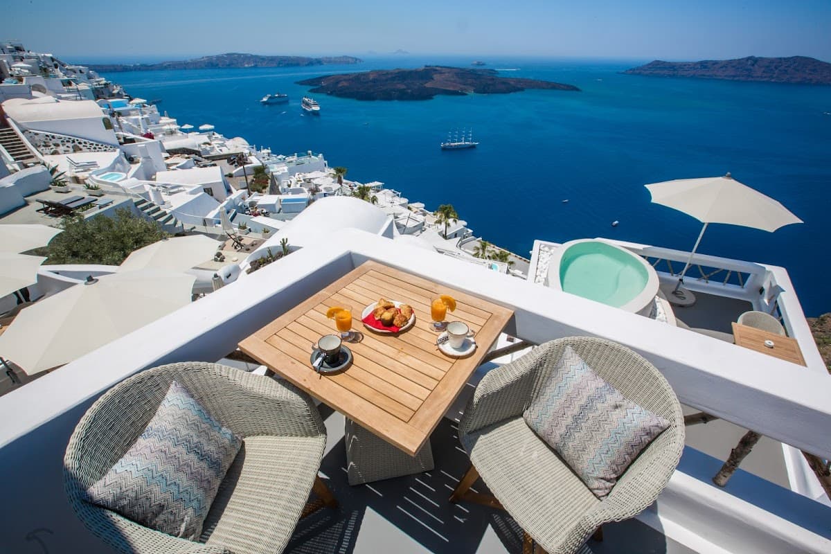 Chic Hotel Santorini: destination wedding venue in Thira 847 00, Greece