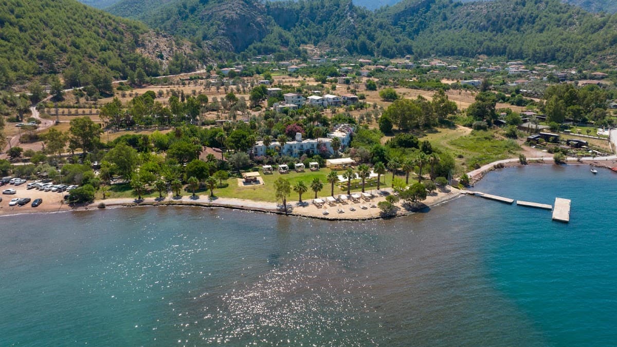 Chillos Beach - Hotel & Lounge: destination wedding venue in 48700 Marmaris/Muğla, Türkiye