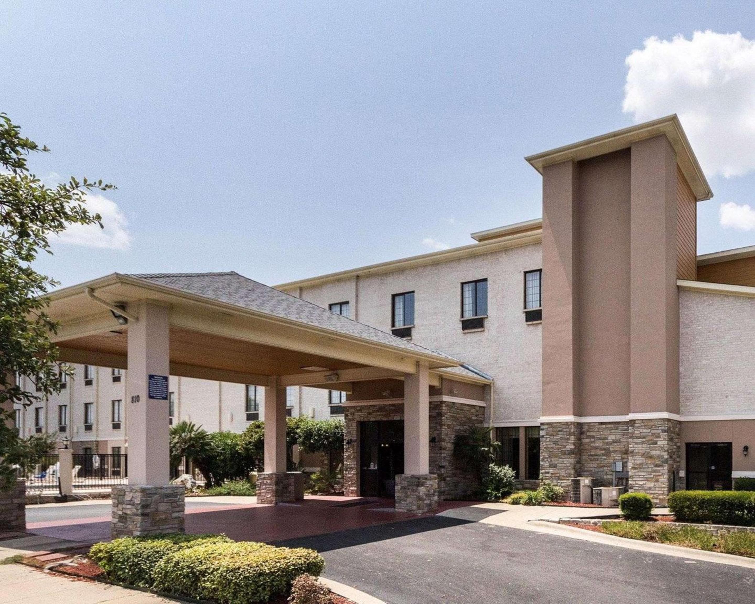 Comfort Inn & Suites Burnet, wedding venue in Burnet, United States