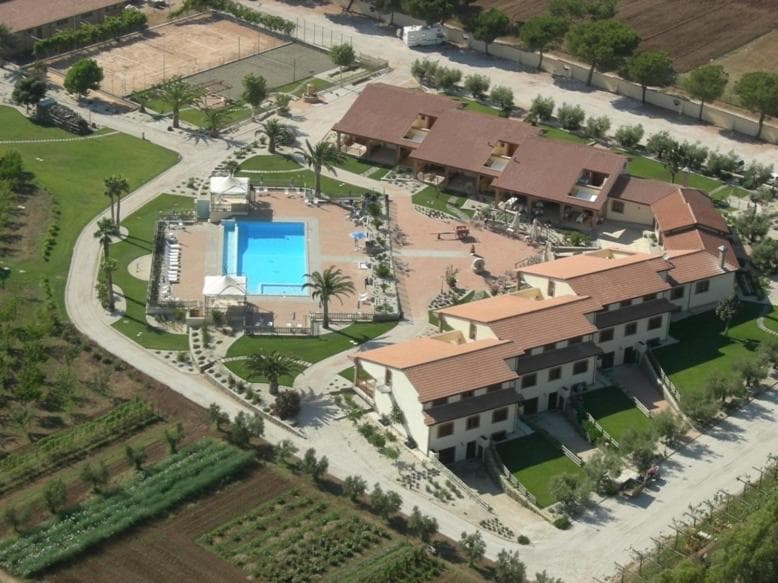 Corte In Fiore, wedding venue in Landriana, Italy
