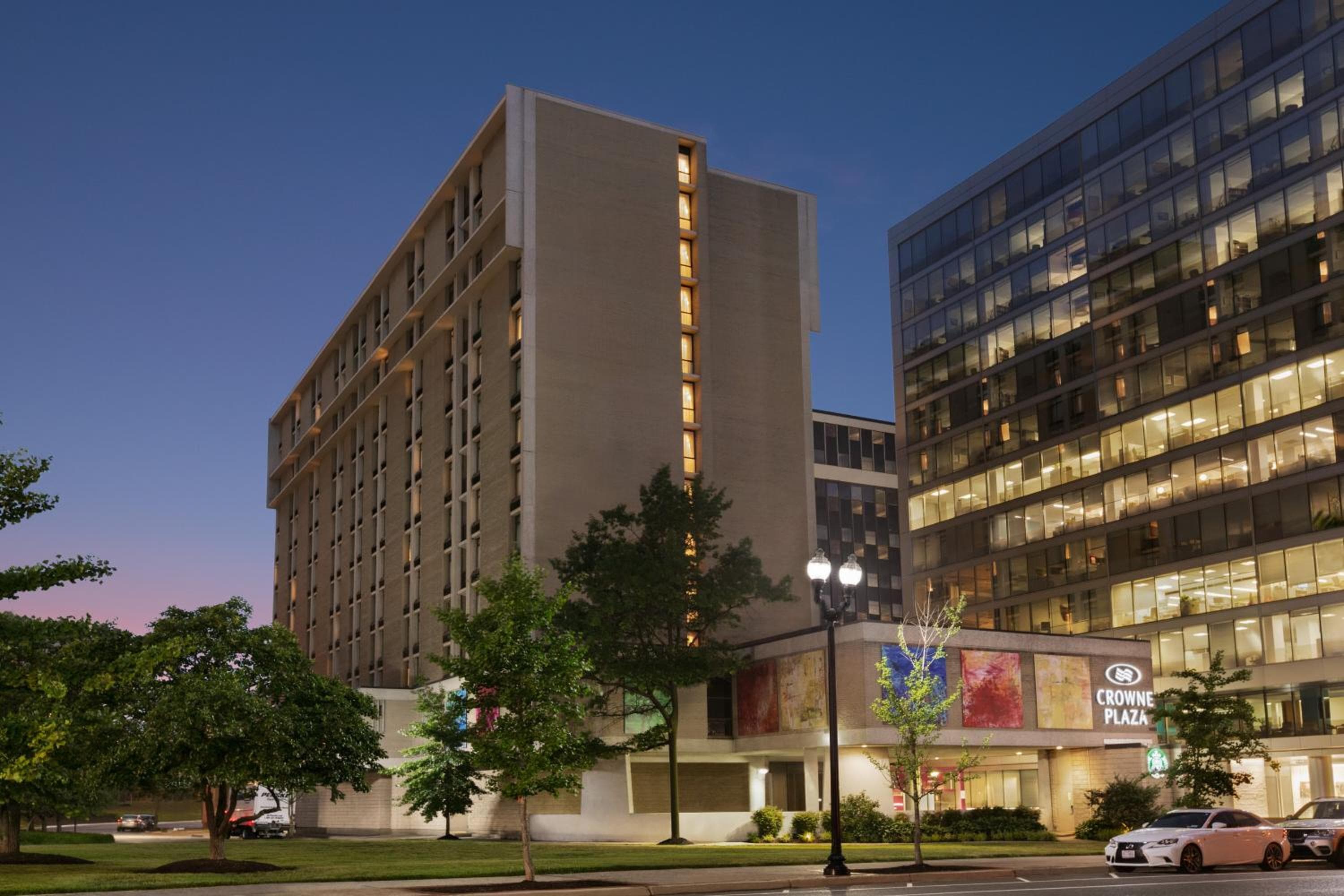 Crowne Plaza Crystal City-Washington, D.C. by IHG, wedding venue in Arlington, United States