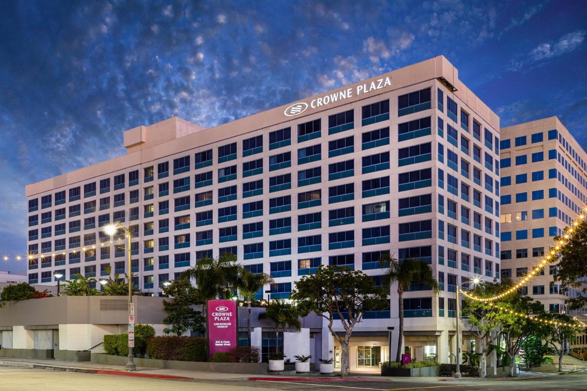 Crowne Plaza Hotel Los Angeles Harbor by IHG, wedding venue in Los Angeles, United States