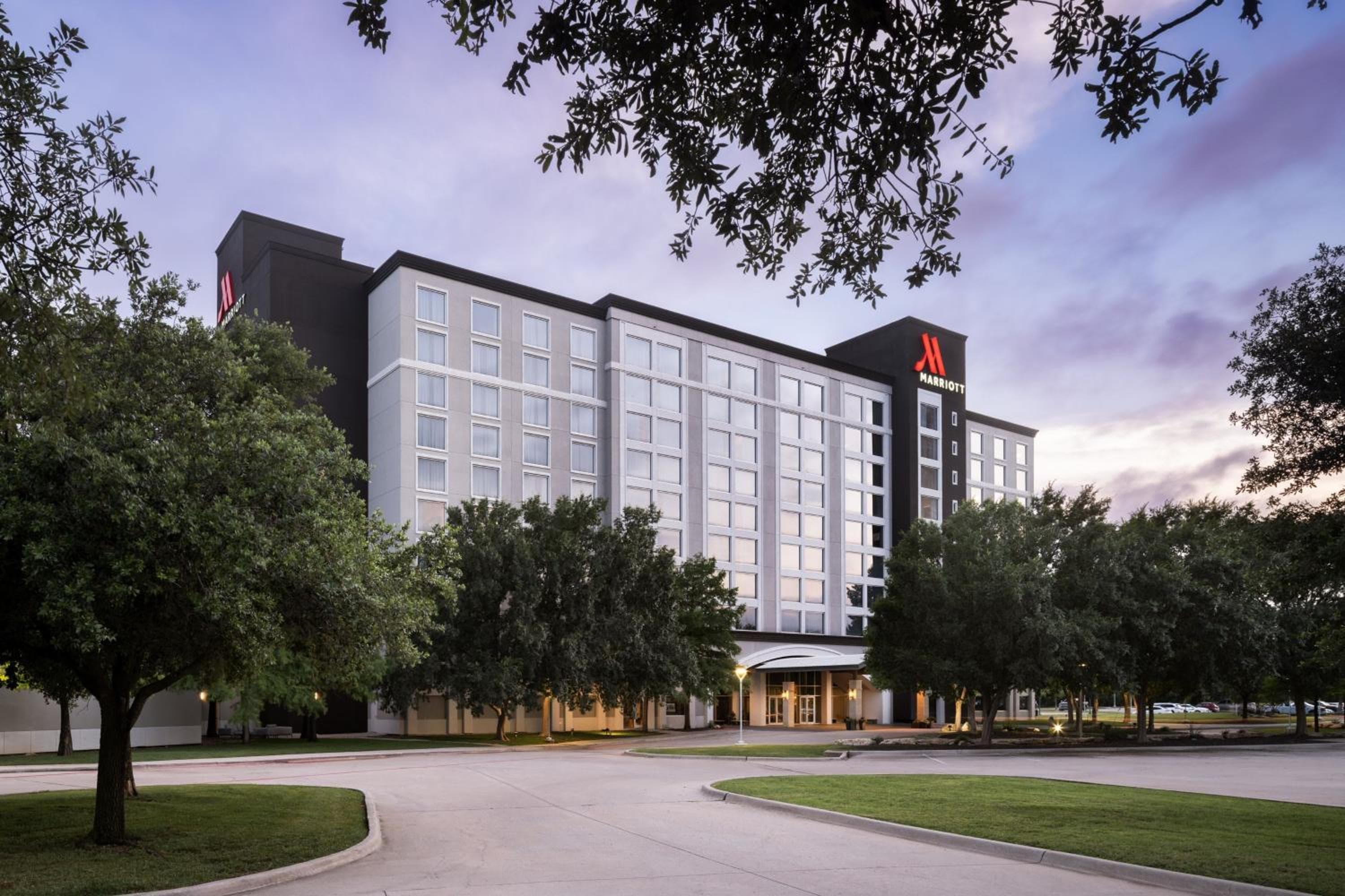 Dallas/Fort Worth Marriott Hotel & Golf Club at Champions Circle, wedding venue in Fort Worth, United States