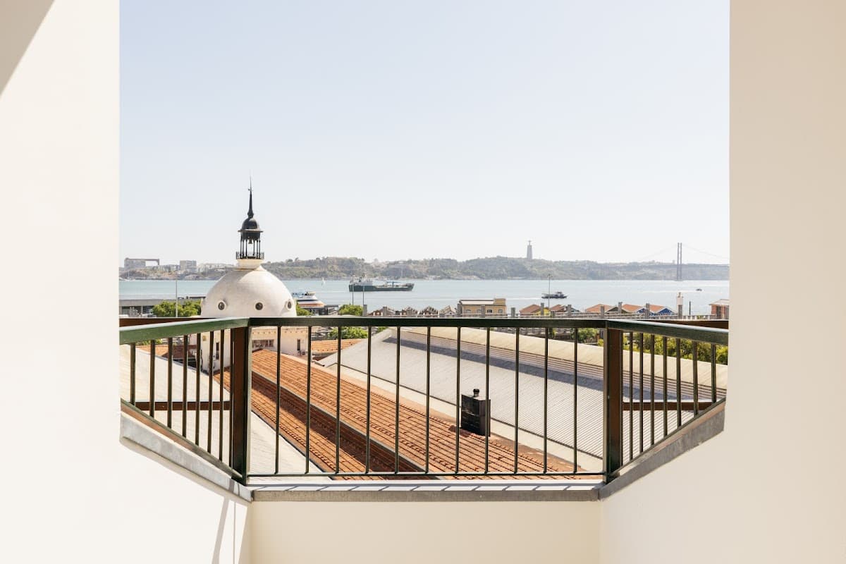 Dare Lisbon River: destination wedding venue in 1200-431 Lisboa, Portugal