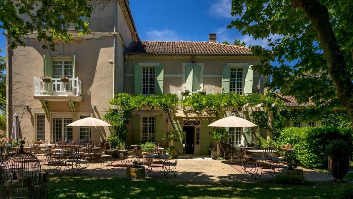 Demeures & Châteaux Hôtel l'Hermitage — destination wedding venue in 84210 Pernes-les-Fontaines, France