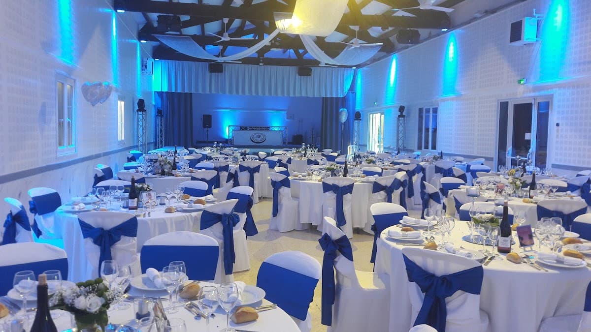 Domaine de Beauregard — destination wedding venue in 84170 Monteux, France