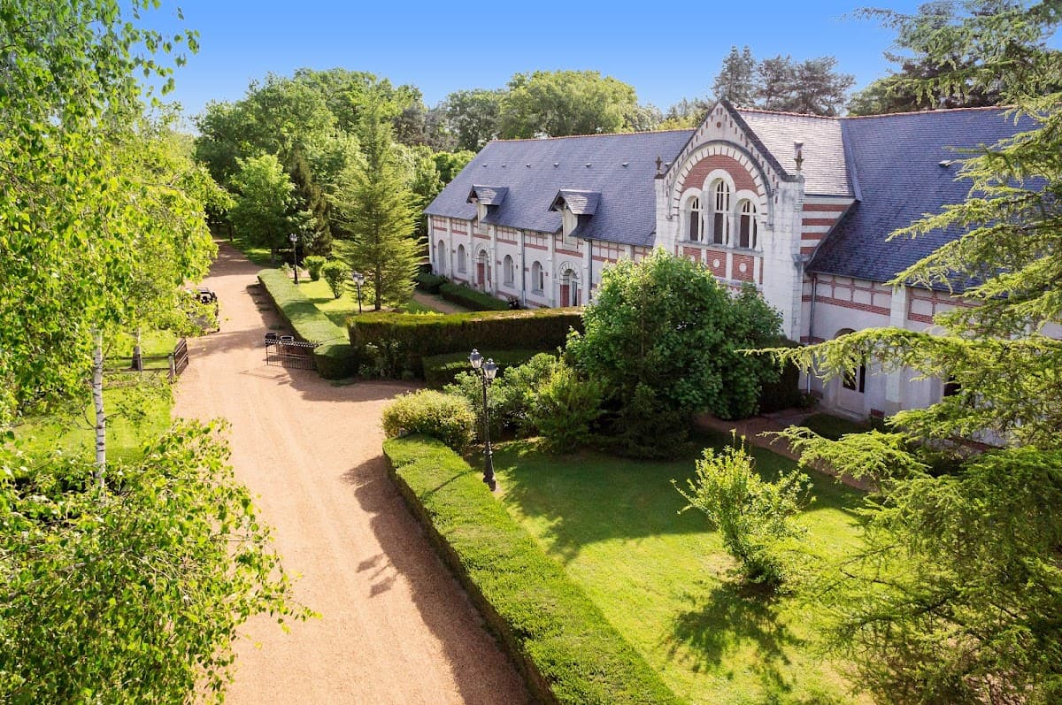 Domaine de La Raynière: destination wedding venue in 37360 Saint-Antoine-du-Rocher, France
