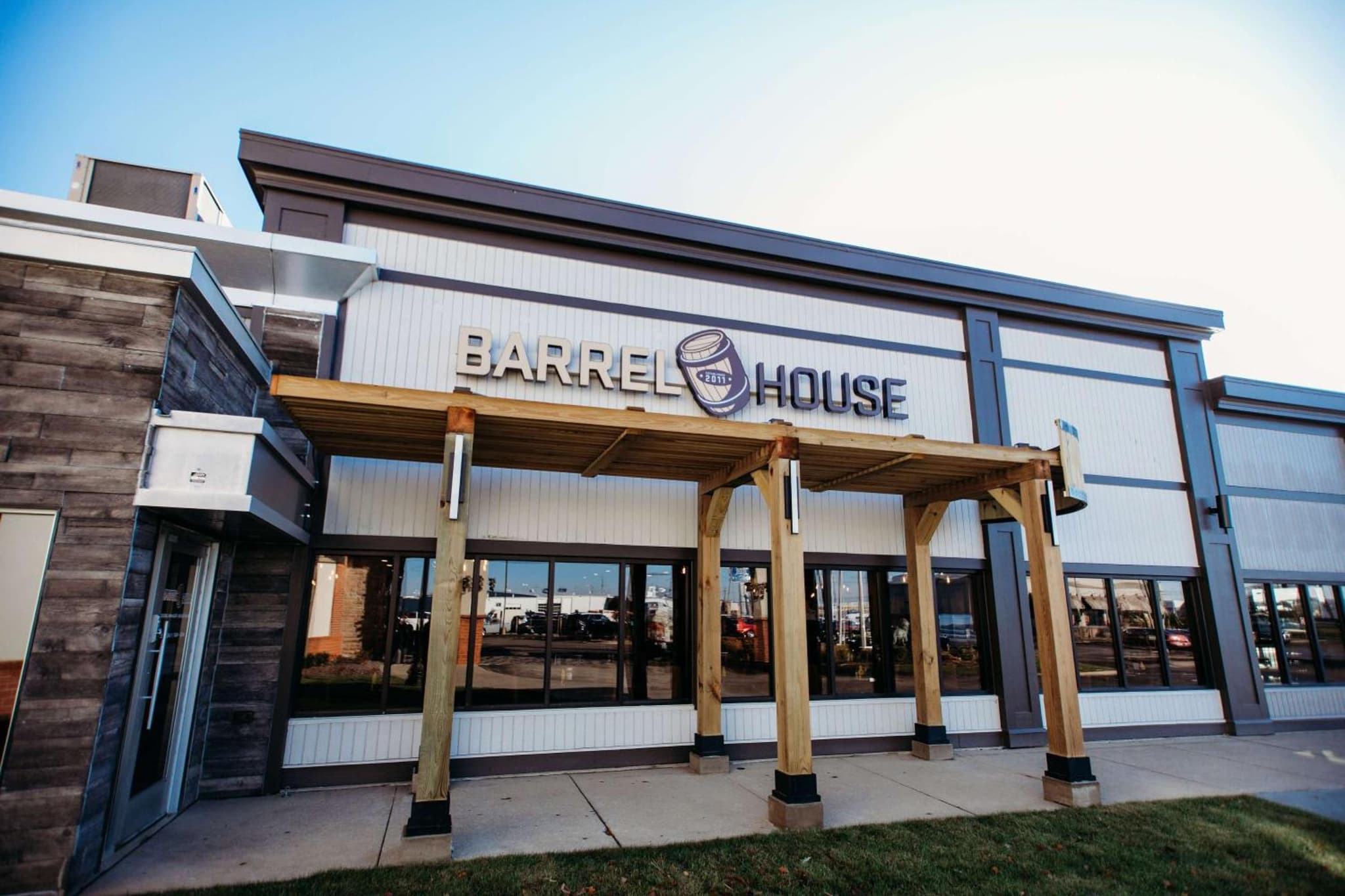 DoubleTree by Hilton Bloomington, wedding venue in Bloomington, United States