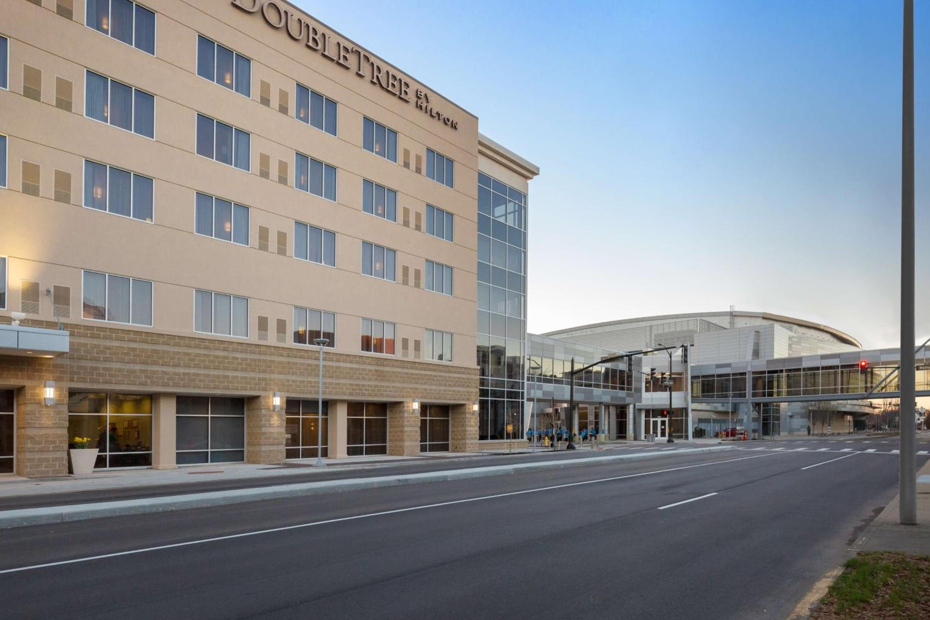 DoubleTree by Hilton Evansville, wedding venue in Evansville, United States