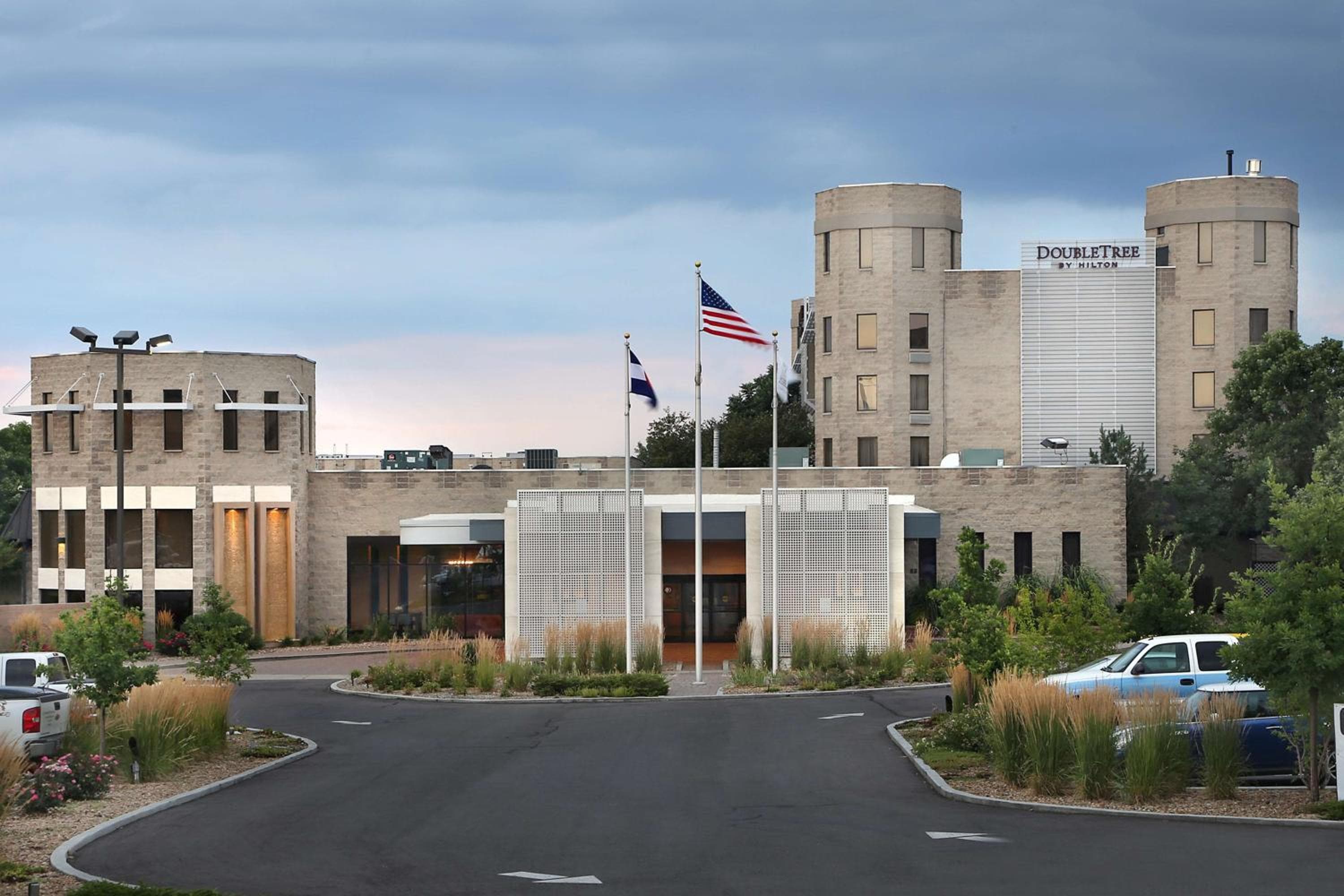 DoubleTree by Hilton Hotel Denver - Thornton, wedding venue in Thornton, United States