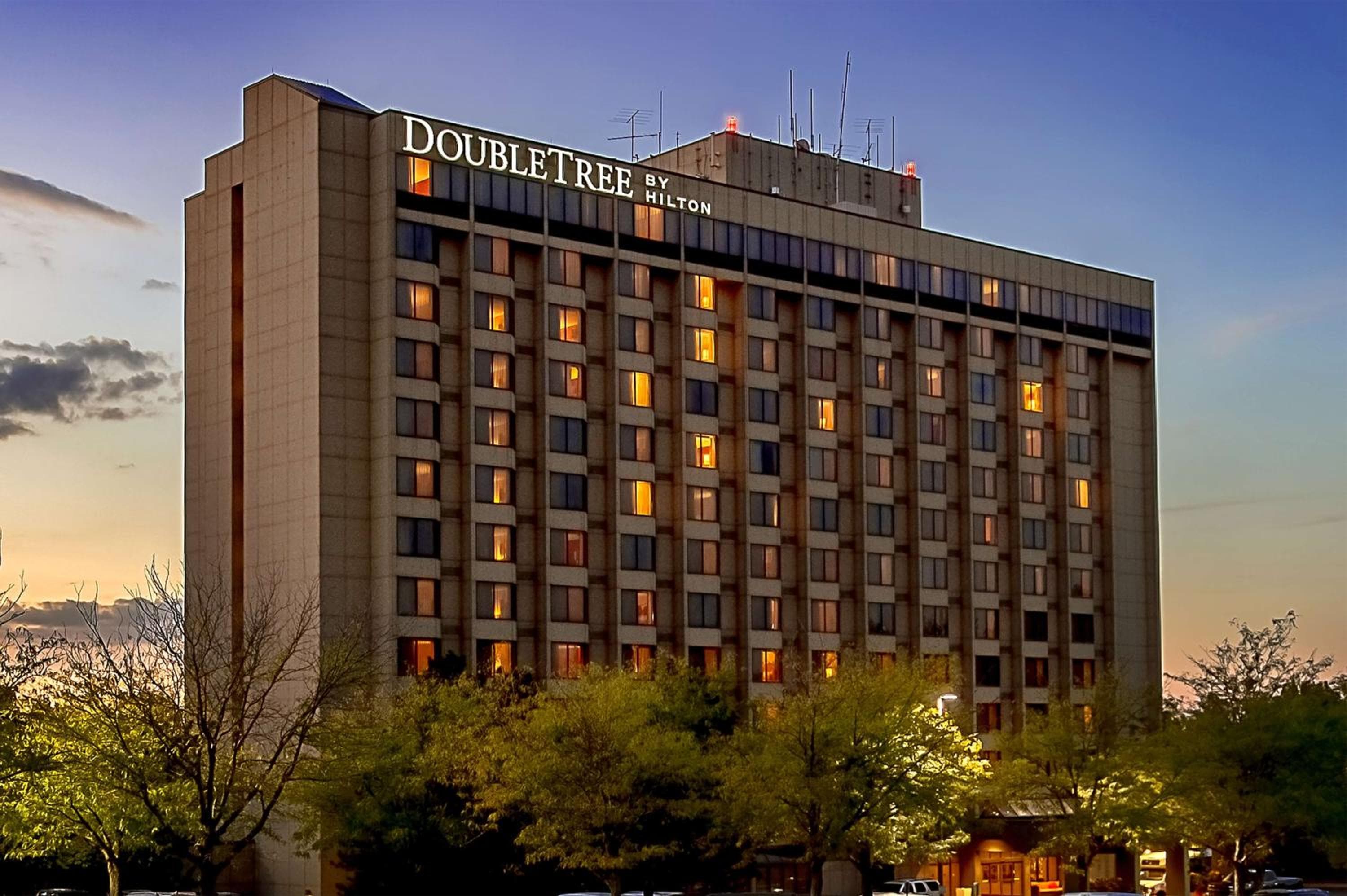 DoubleTree by Hilton Hotel St. Louis - Chesterfield, wedding venue in Chesterfield, United States