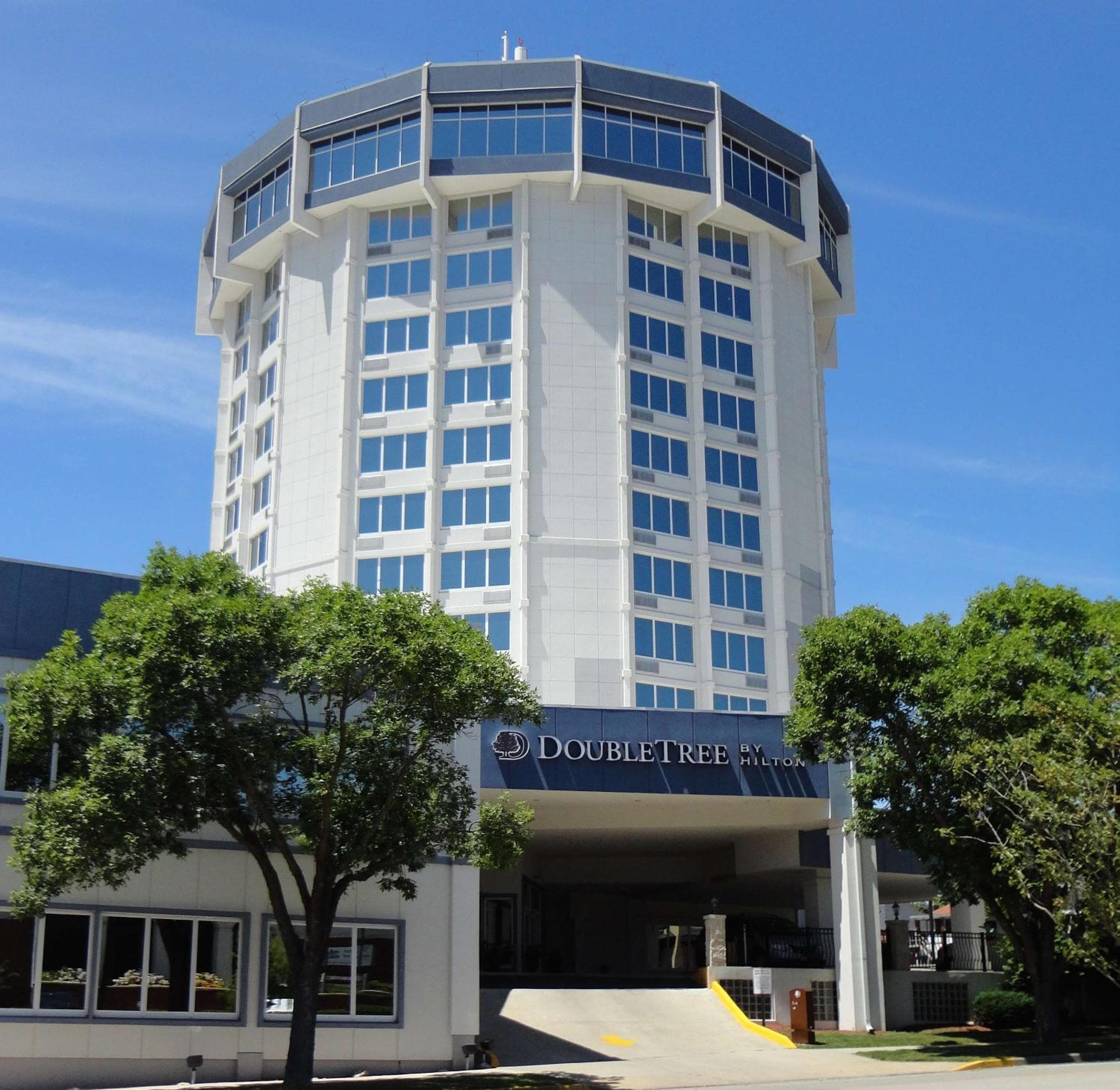DoubleTree by Hilton Jefferson City, wedding venue in Jefferson City, United States