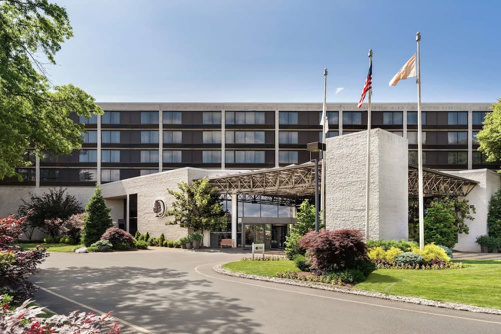Doubletree by Hilton Somerset Hotel and Conference Center, wedding venue in Franklin Township, United States