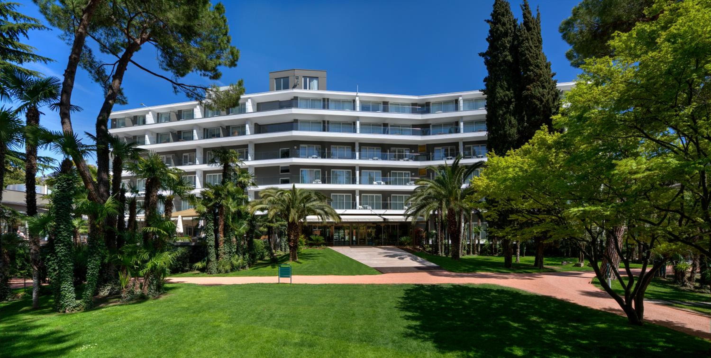 Du Lac et Du Parc Grand Resort, wedding venue in 38066 Riva del Garda TN, Italy