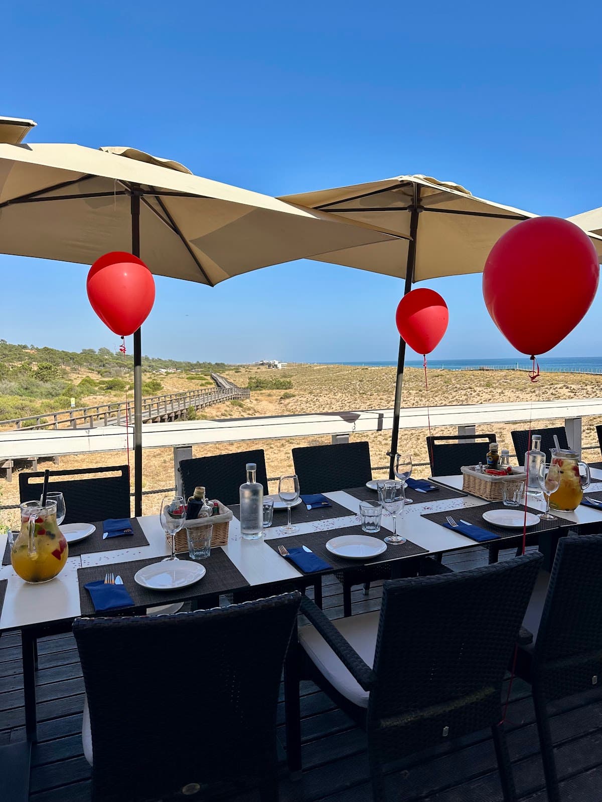 Dunes Beach Bar & Restaurant: destination wedding venue in 8135-170 Almancil, Portugal