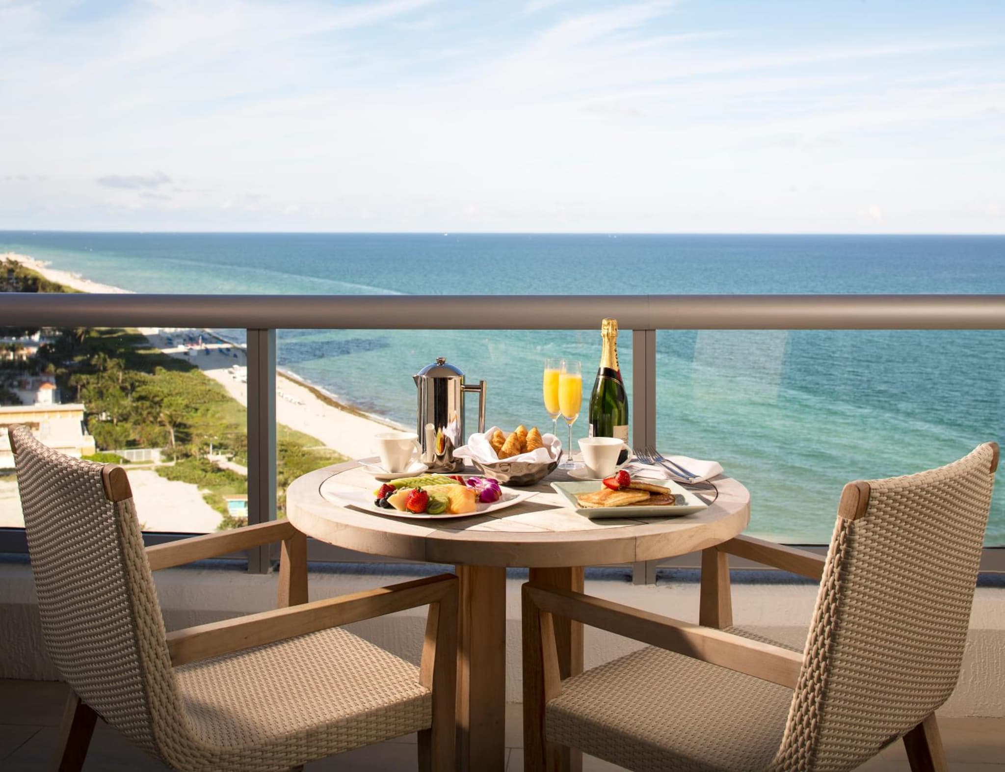 Eden Roc Miami Beach, wedding venue in Miami Beach, United States