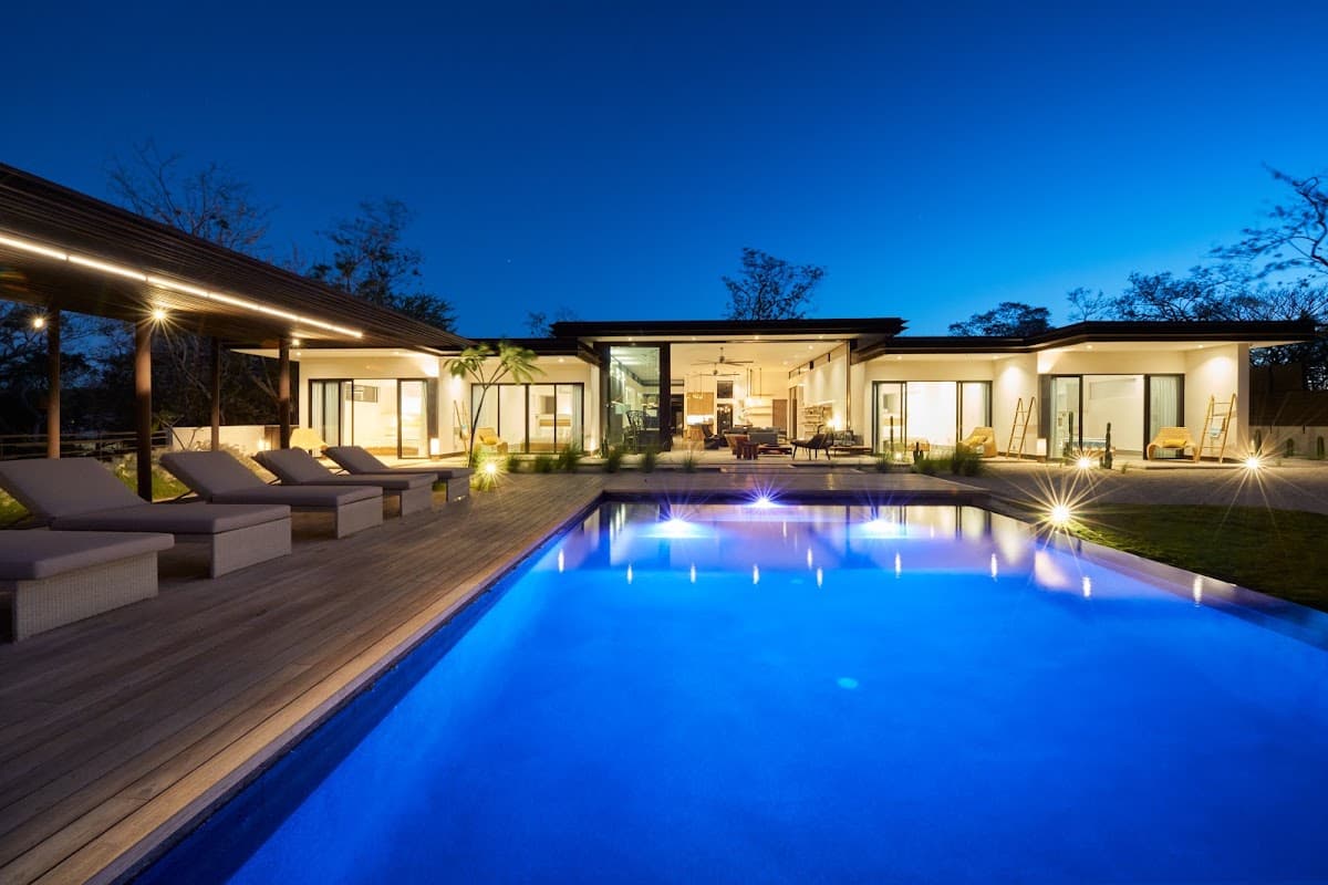 ELITE BEACH VILLAS: destination wedding venue in 50309, Costa Rica