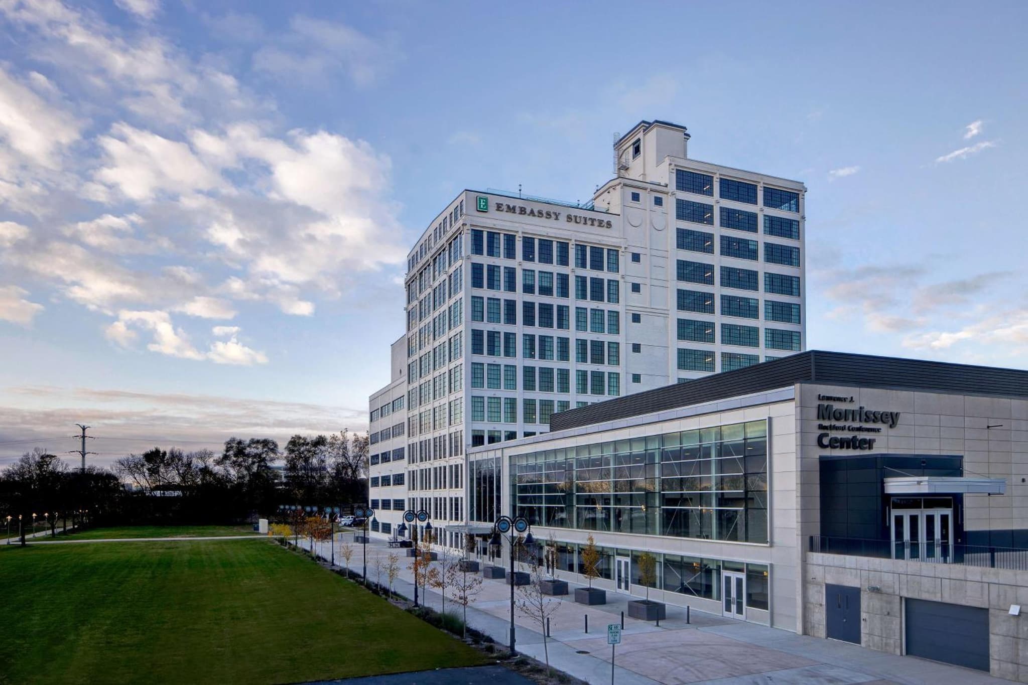 Embassy Suites By Hilton Rockford Riverfront, wedding venue in Rockford, United States