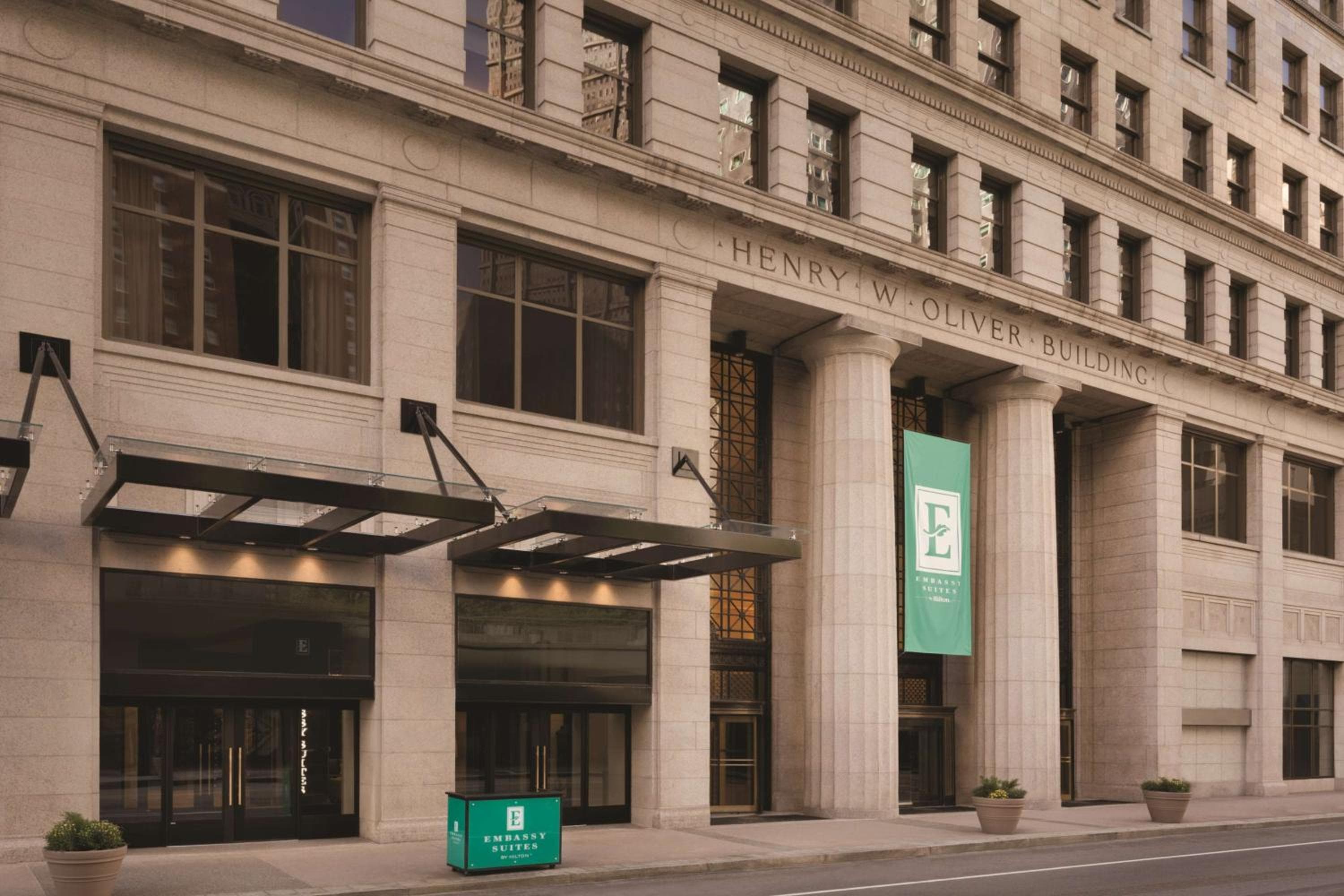 Embassy Suites Pittsburgh Downtown, wedding venue in Pittsburgh, United States