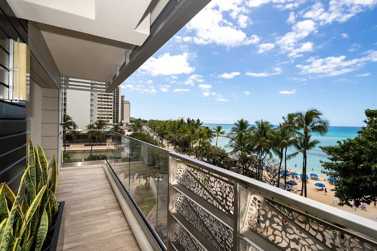 ESPACIO The Jewel of Waikiki: destination wedding venue in HI 96815, USA