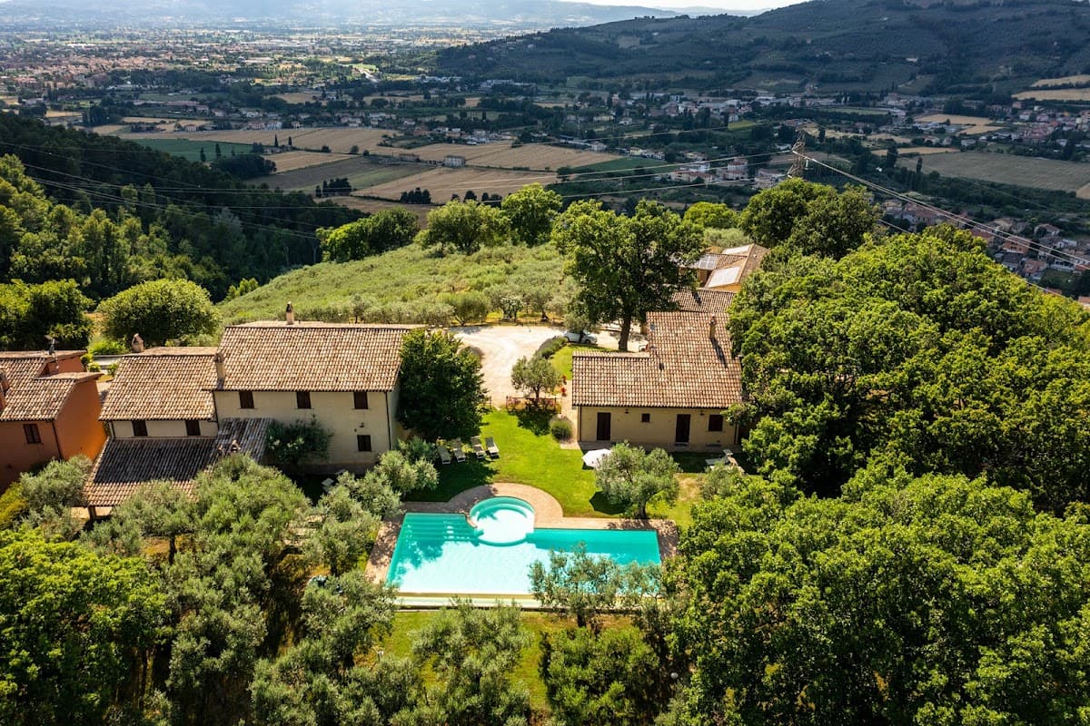 Farmhouse Le Vigne: destination wedding venue in 06034 Foligno PG, Italy