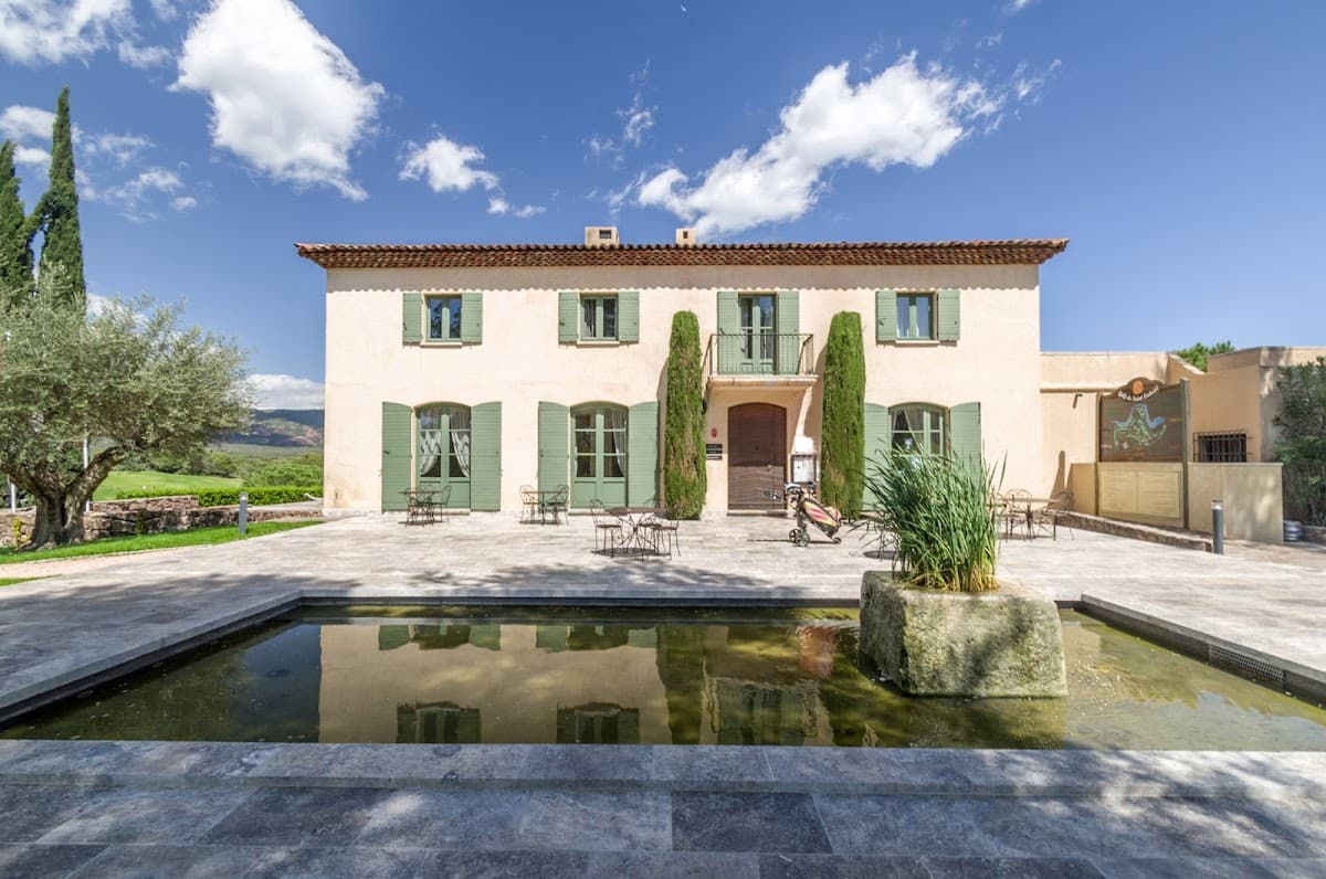 Field Saint Endréol Golf Et Spa Resort: destination wedding venue in 83920 La Motte, France