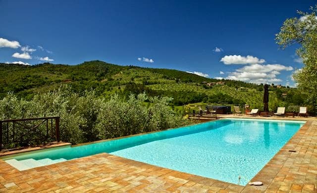 FONTANARO ORGANIC OLIVE ESTATE, FARMING AND VILLAS - THE COUNTRY SLOW LIVING — destination wedding venue in 06060 Paciano PG, Italy