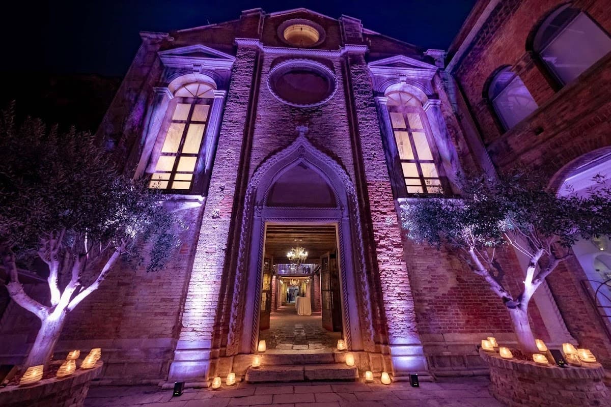 Former Church Santa Chiara Murano: destination wedding venue in 30141 Venezia VE, Italy