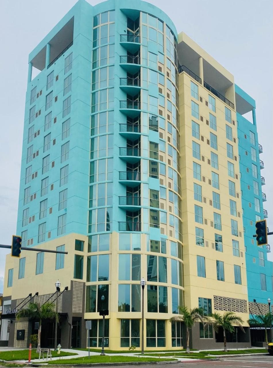 Galaxy Hotel Downtown, wedding venue in St. Petersburg, United States