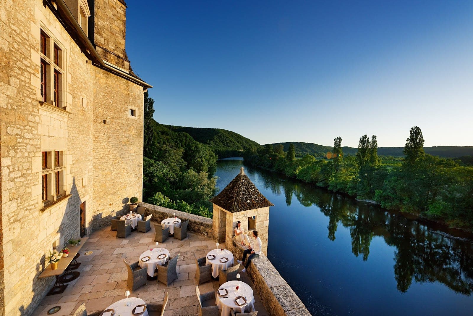 Château de la Treyne standing on its cliff above the Dordogne river in the Lot