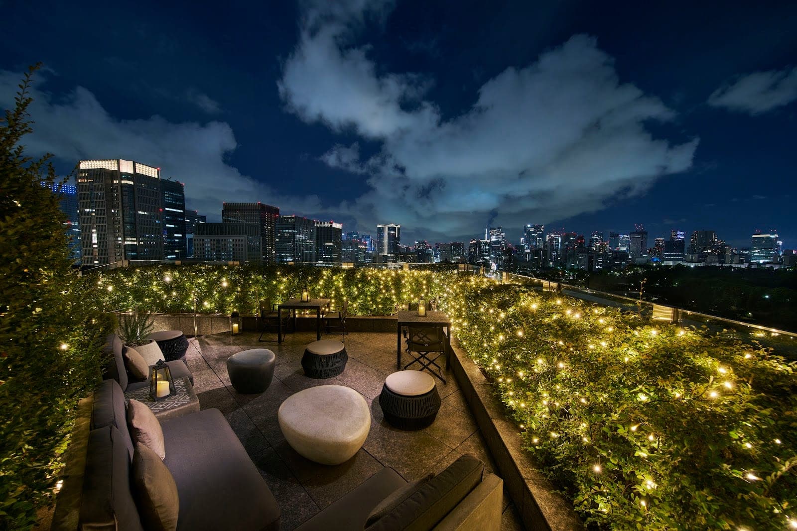 Palace Hotel Tokyo above the Imperial Palace moat in Marunouchi
