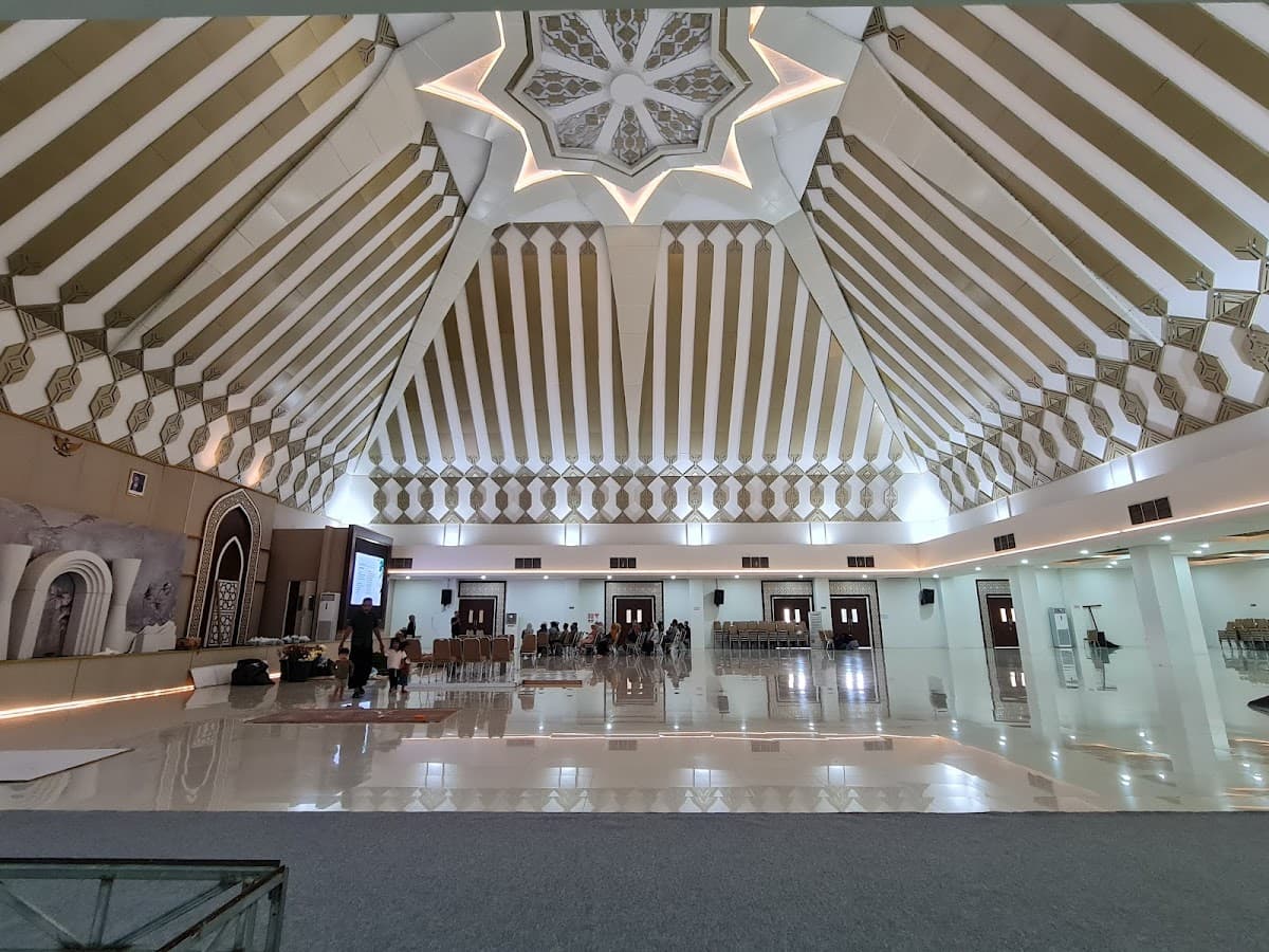 Gedung Bir Ali II Asrama Haji Lombok: destination wedding venue in West Nusa Tenggara, Indonesia