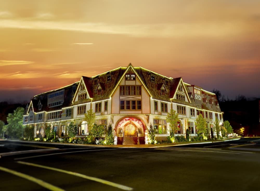 Grand Bohemian Lodge Asheville, Autograph Collection®, wedding venue in Asheville, United States